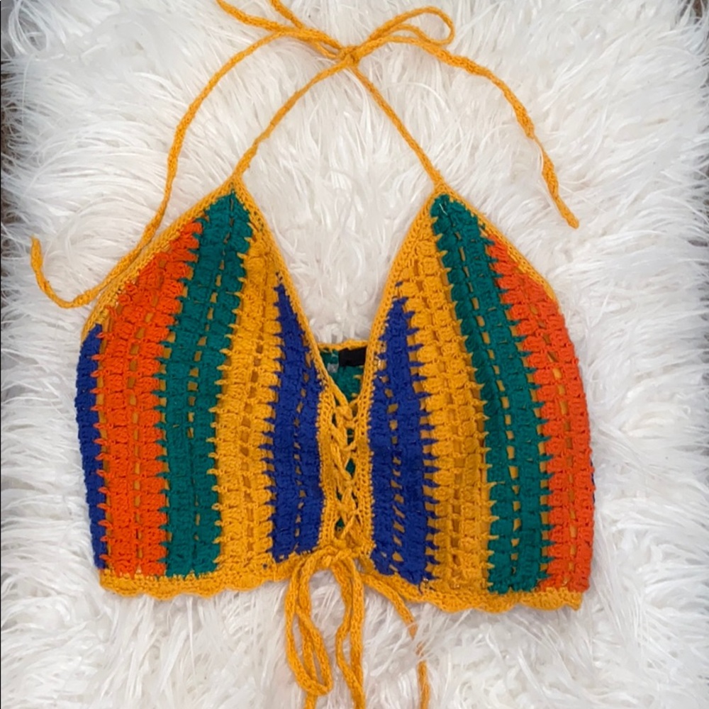 Cropped crotchet halter top